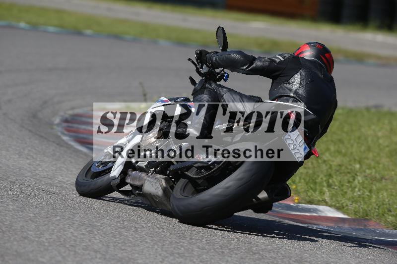 /Archiv-2024/29 12.06.2024 MOTO.CH Track Day ADR/Gruppe gelb/backside